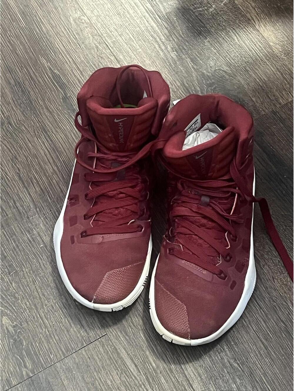 Size 6.5 - Nike Hyperdunk Basketball Mid Burgundy